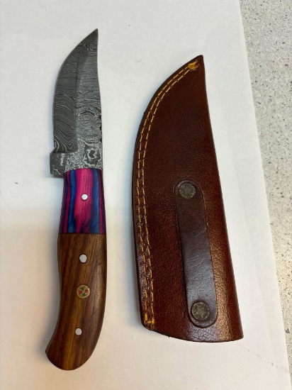 Handmade Damascus steel knife