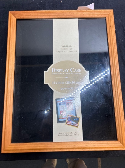 New 11 x 14 display case
