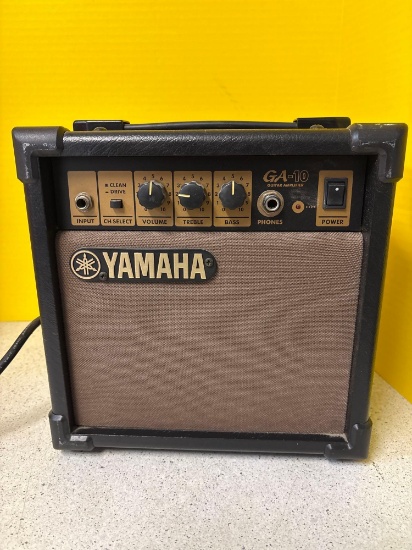 Yamaha guitar amp GA10