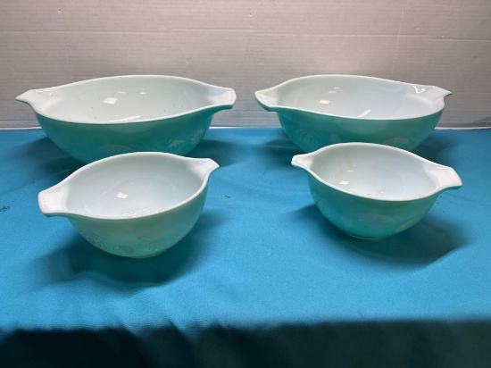 Pyrex 1958 Balloons Mixing bowls