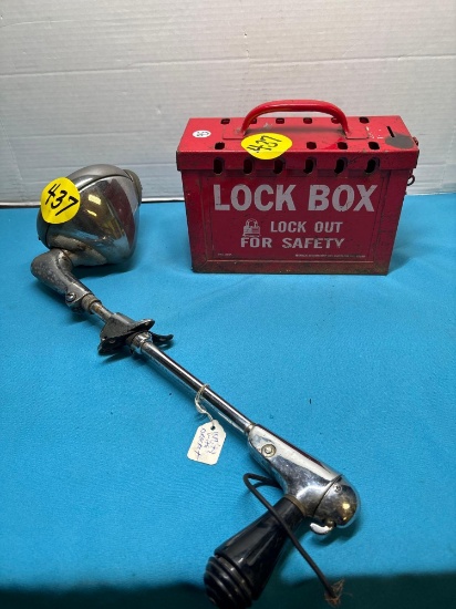 Vintage automobile, Spotlight lockbox