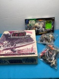 Star Wars figurines and more