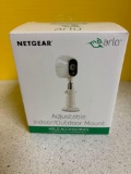 Netgear adjustable indoor outdoor mount