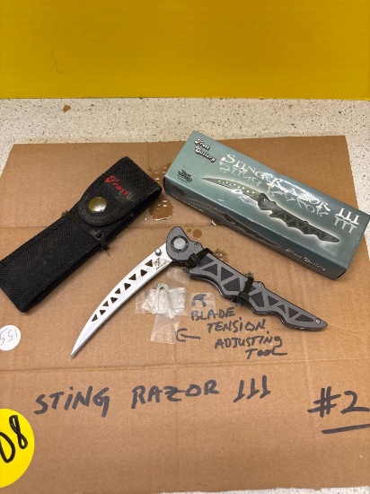 Brand new sting, razor III Knife