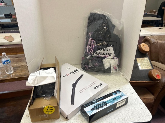 large tripod, wiper blade, curling brush, etc.