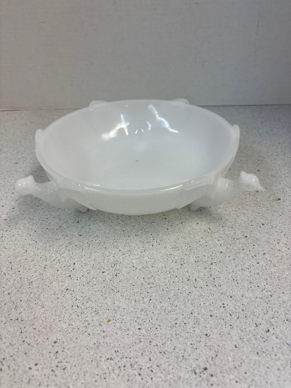 Jeanette glass 3 pheasant bowl