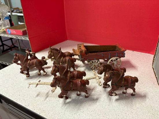 Cast-iron horse and buggy