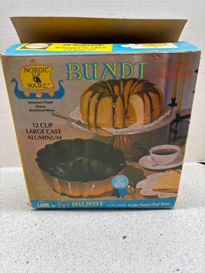 NORDIC WARE Large Bundt pan inbox