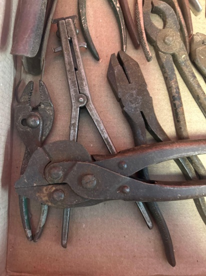 lot of 14 vintage pliers and others
