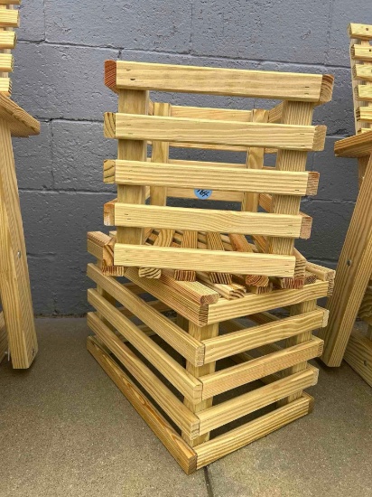 2 amish belt storage wood crate / tables