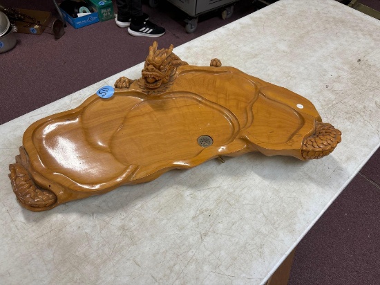 Dragon hand carved fountain
