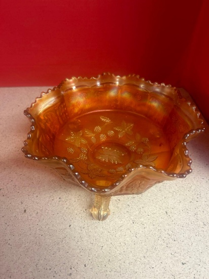 Fenton Carnnar glass, butterfly and berry bowl