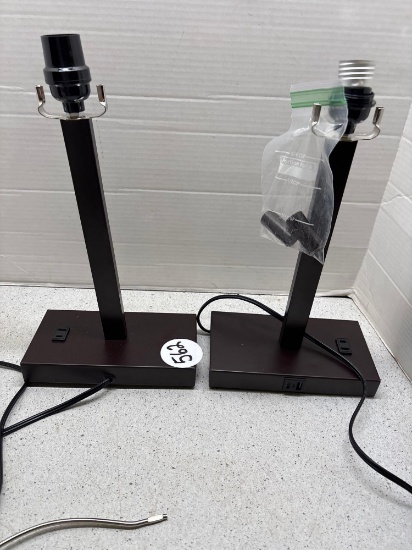 pair of lamps new