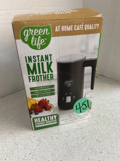 Instant milk frother