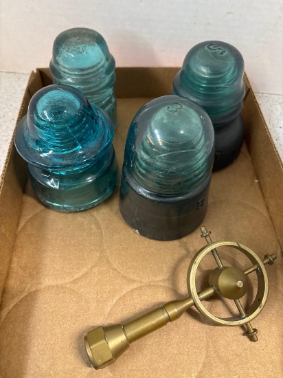 Glass insulators hood ornament