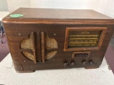 antique air Castle radio