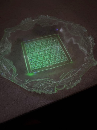 Vintage Uranium glass tray, 9 inch diameter