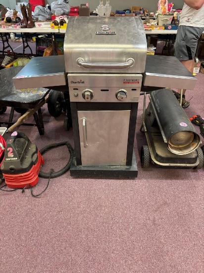 Char Broil performance propane gas grill
