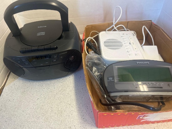 radio, alarm clock, disc player