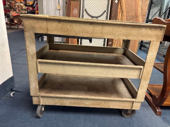 Rubbermaid commercial shop cart
