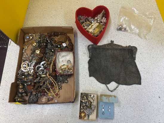 Nice vintage jewelry, mesh purse, and more