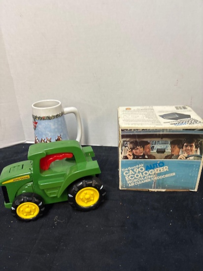 Budweiser Stein, John Deere tractor