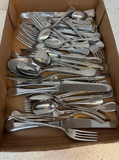 Stainless flatware, international Gingko