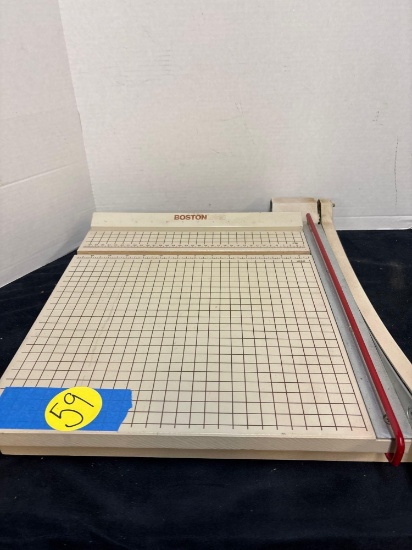 Boston 2615 paper cutter