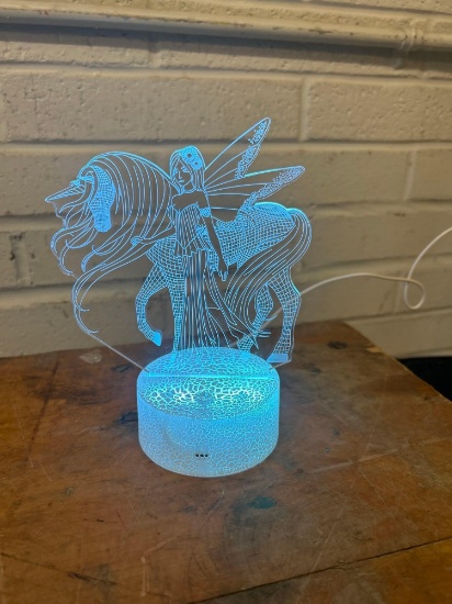 fairy Queen and unicorn fiber optic light with remote changes to 15 colors, flashes, etc.