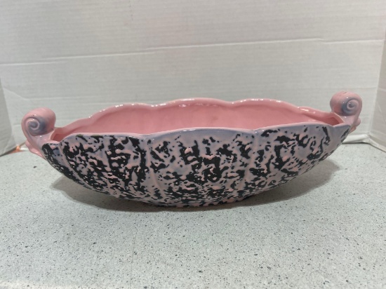 McCoy brocade splatter centerpiece