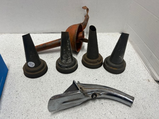 1926 master oil jar spouts, combination oil can opener and funnel, oil can opener spout combination