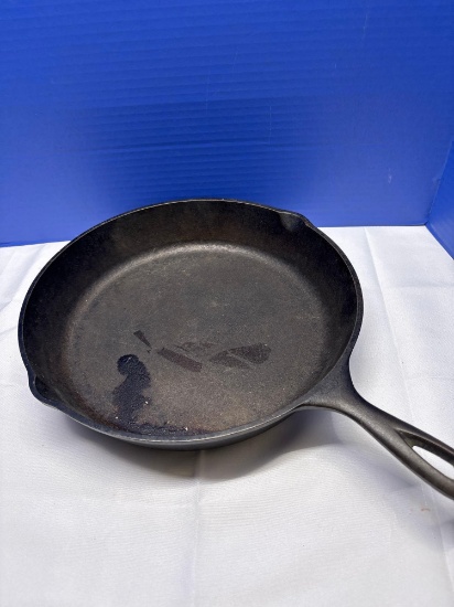 Vintage 10 SK Cast-iron skillet