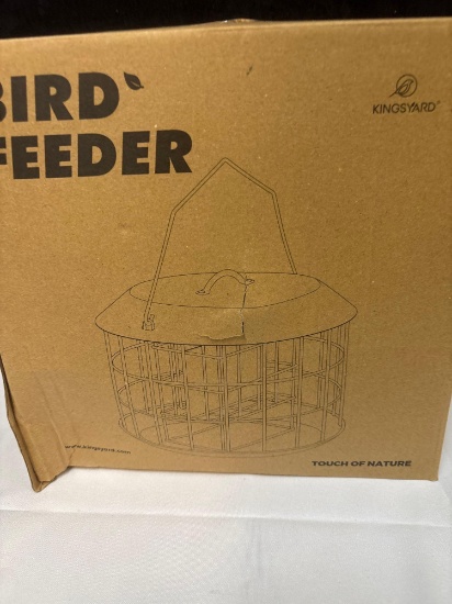 New birdfeeder