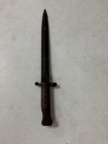 Antique fighting bayonet
