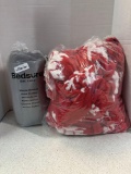 Bedsure Gray blanket and red duvet cover