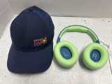 Oracle Red Bull racing hat and headphones