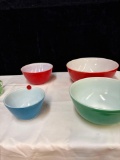 Pyrex Bowls