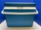 Nice Rubbermaid cooler little use