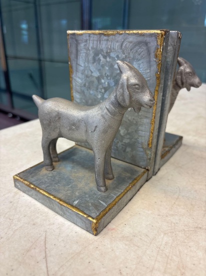 Hearth and hand with magnolia goat metal book ends