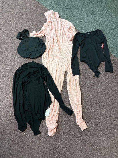Womens clothing and other items see pictures