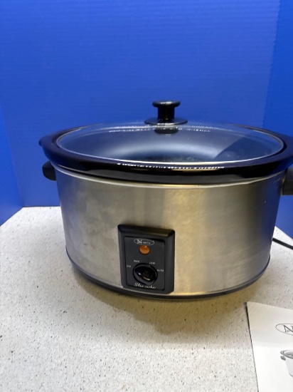 NARITA slow cooker brand new