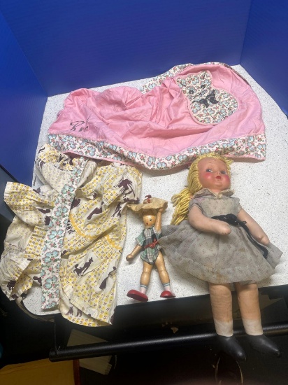 2 vintage dolls and 2 vintage aprons