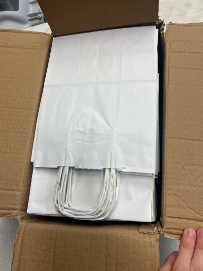 100 pieces of white paper gift bags