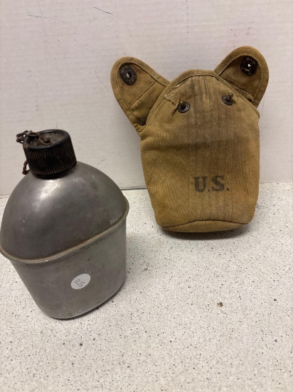 United States, World War II canteen and cover 1943