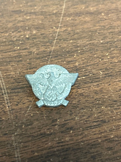 WWII German police Cap pin 1942