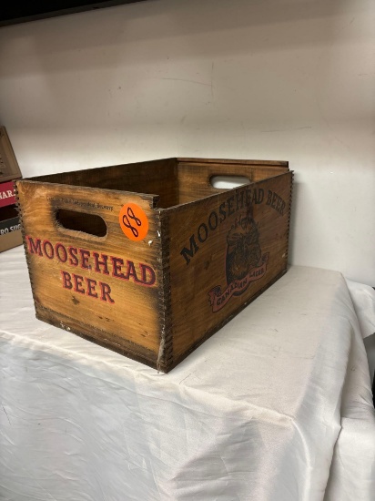 Moosehead beer crate