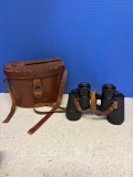 World War II military M3 binoculars in case