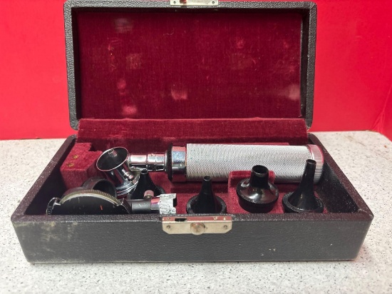 vintage Welch Allen Otoscope Opthalmoscope