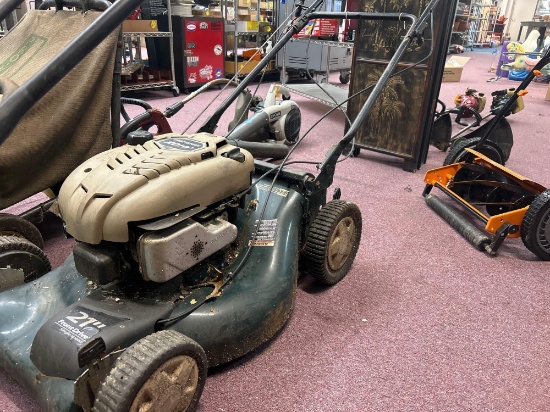 2 push mowers craftsman 7 HP Lawn boy 21 in