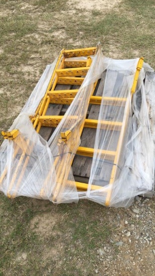 (3) HOOK-ON LADDER SECTIONS;